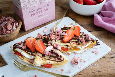 CRÊPES CON GRANOLA ROSÉ