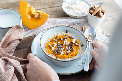 PORRIDGE WHITE CHOCO CON ZUCCA, CANNELLA E MANDORLE